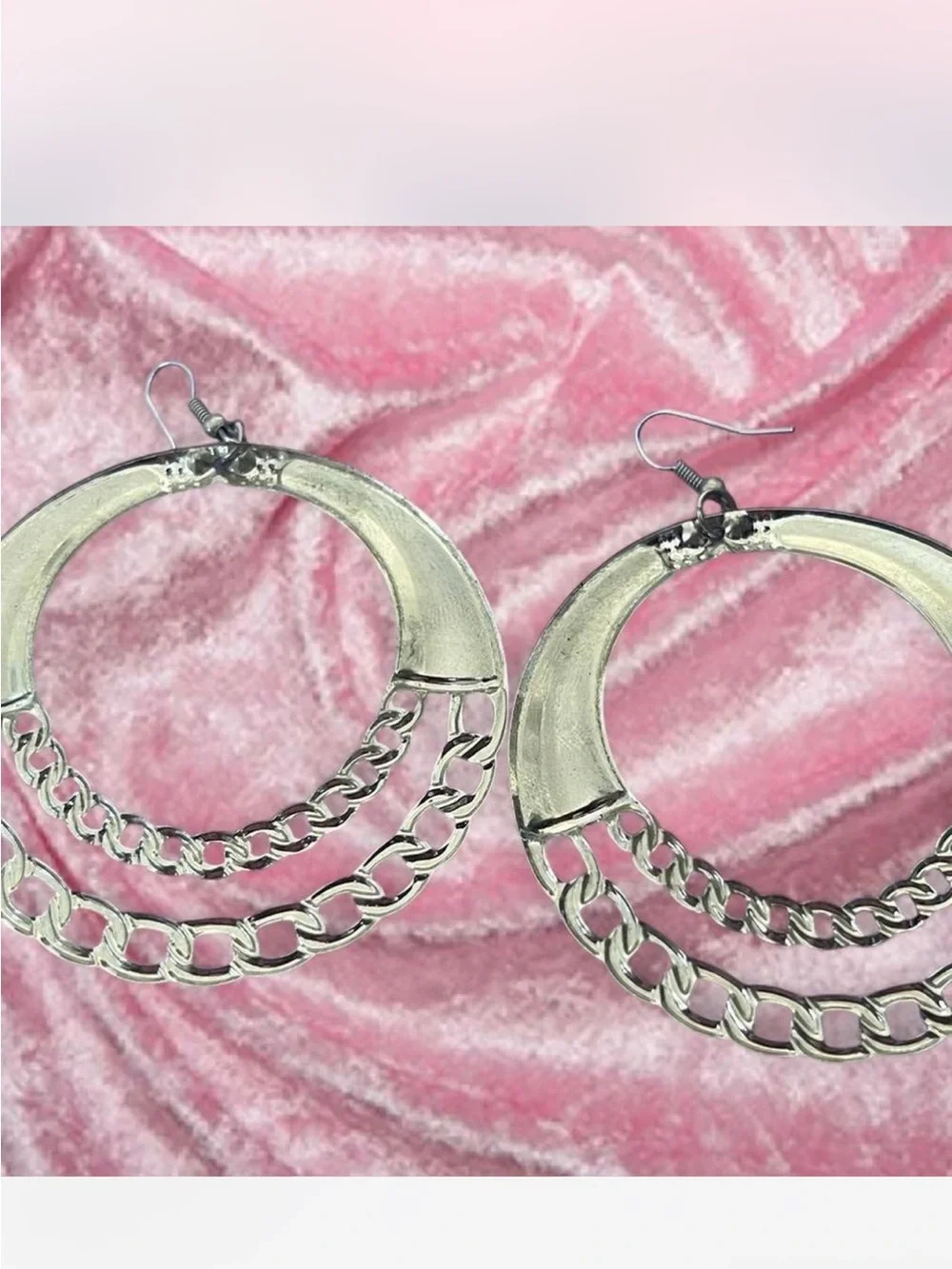 Elegant Gold and Black Hoop Earrings